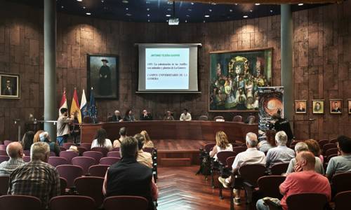 Imagen de El Campus La Gomera arranca con una ponencia de Antonio Tejera sobre la conexión de la isla con el Nuevo Mundo