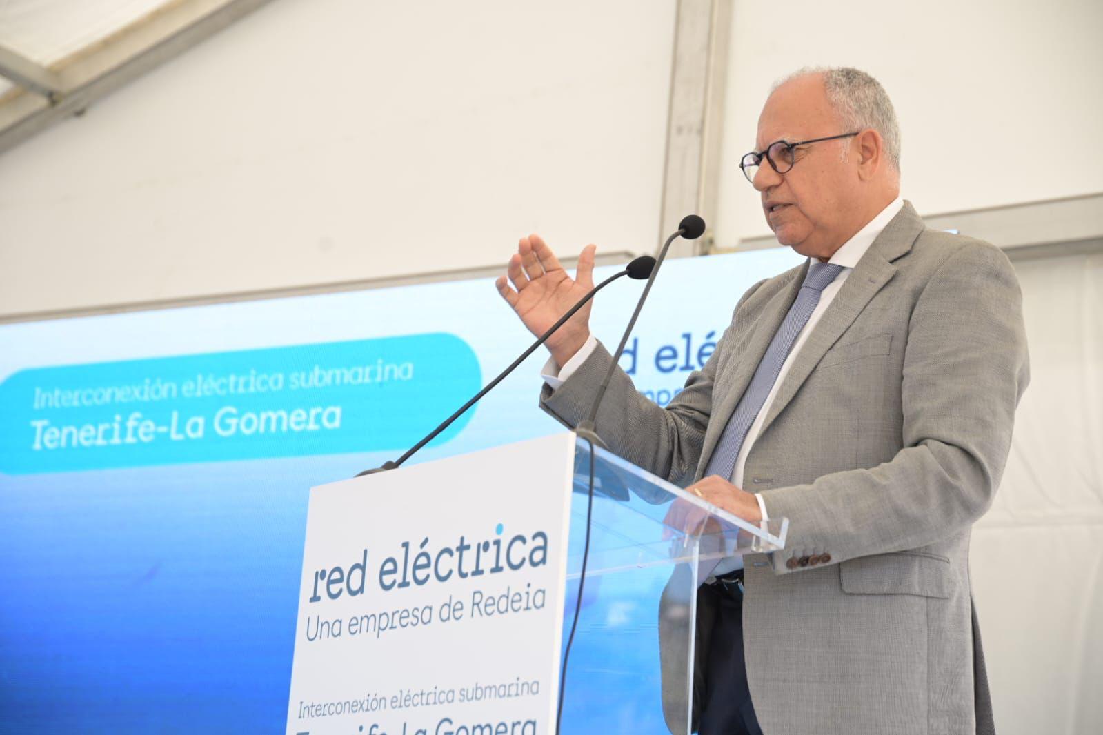Imagen de Curbelo: “El cierre del anillo eléctrico reforzará la seguridad energética de La Gomera”