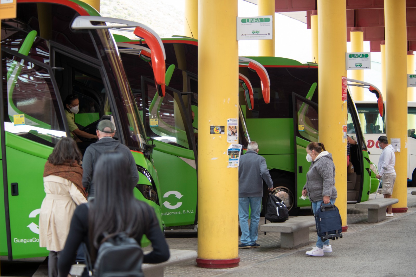 Imagen de GuaguaGomera transporta más de 193 mil viajeros entre enero y octubre de 2022
