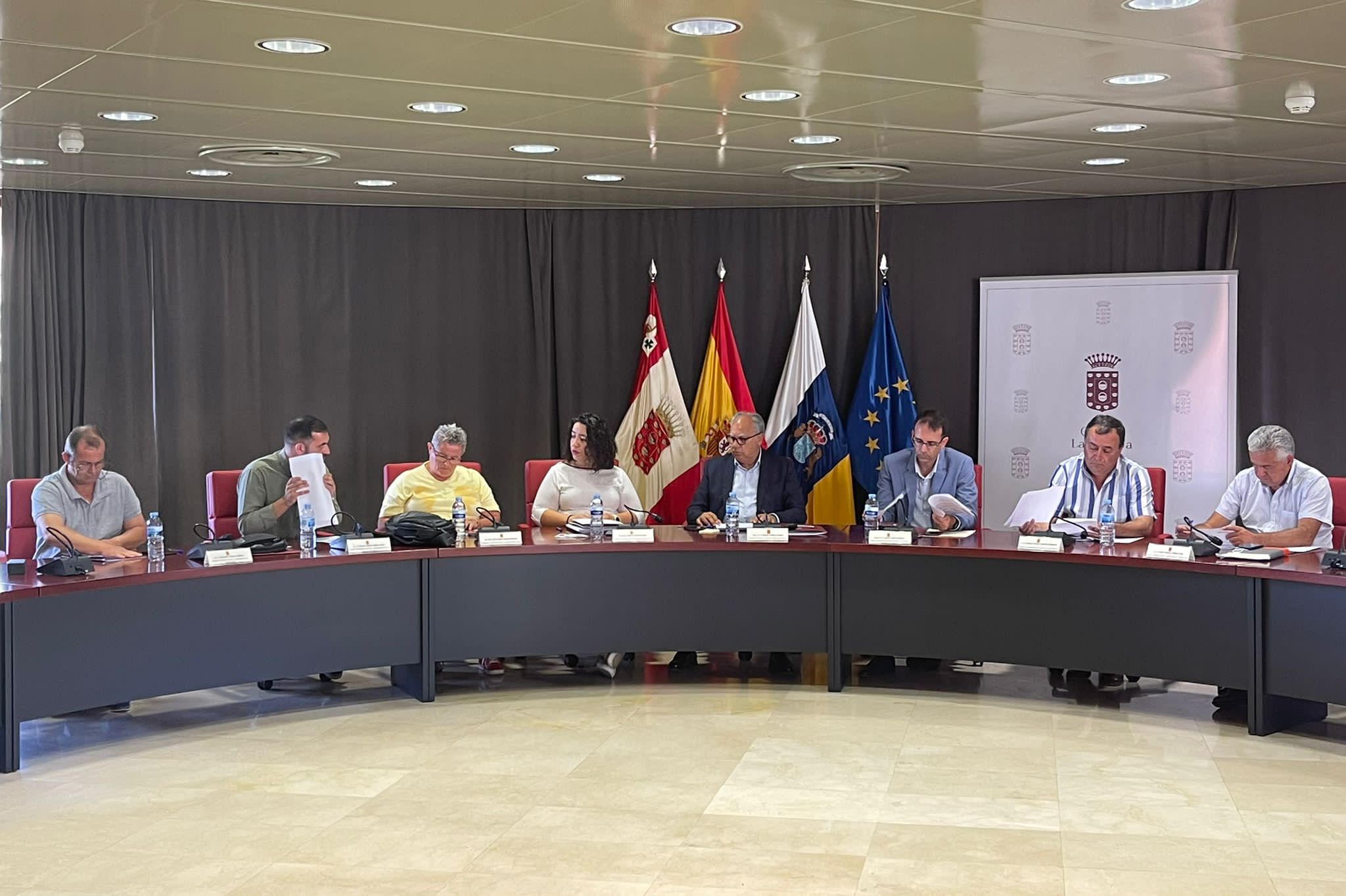 Imagen de El Cabildo aprueba la inversión de dos millones de euros para el Plan Insular de Cooperación 