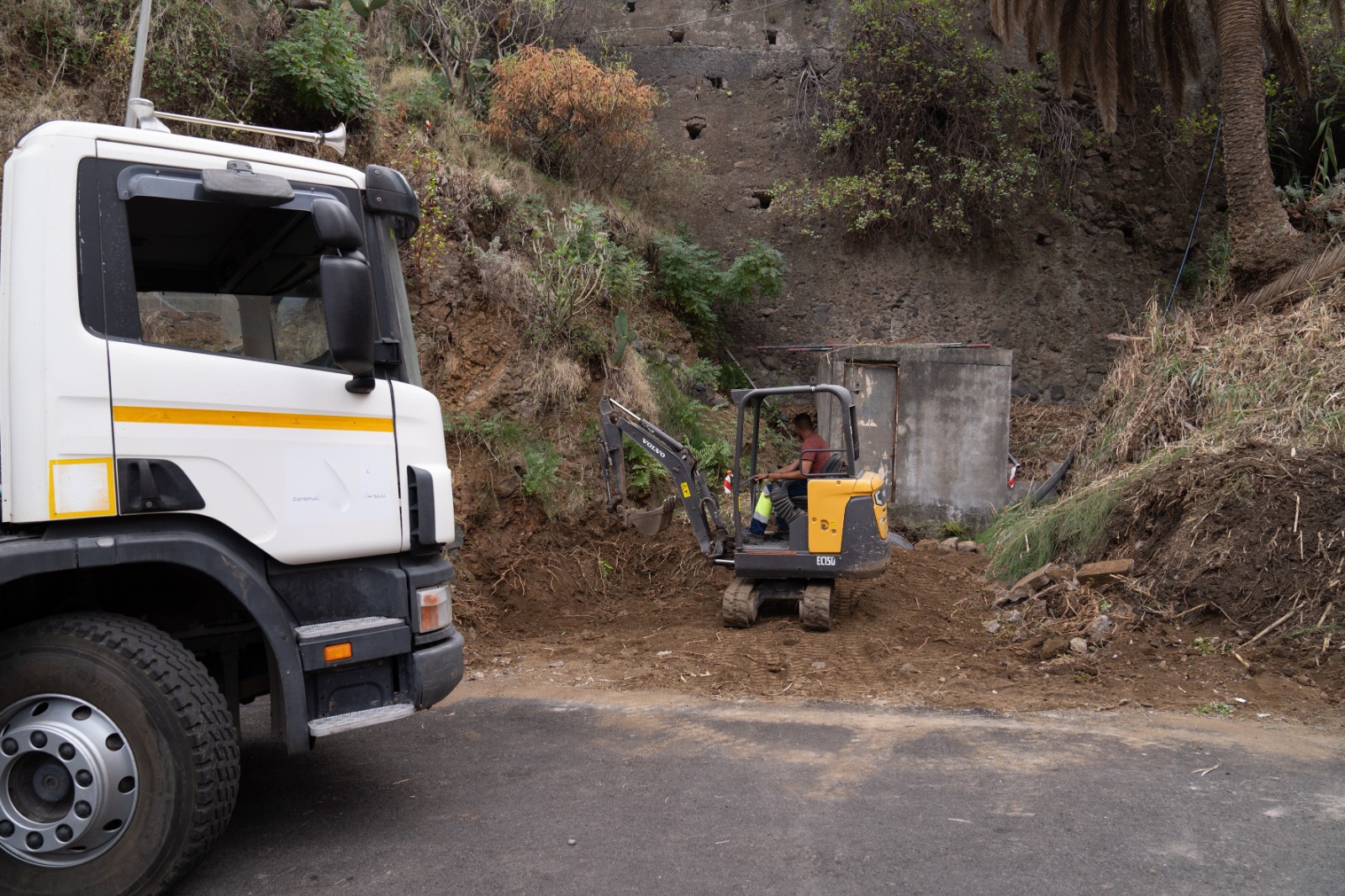 Imagen de El Cabildo inicia la construcción de la pista para mejorar la accesibilidad de Lomo San Pedro - El Andén