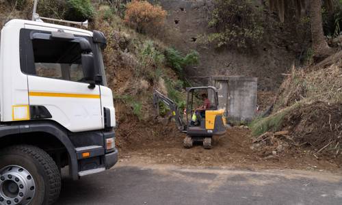 Imagen de El Cabildo inicia la construcción de la pista para mejorar la accesibilidad de Lomo San Pedro - El Andén