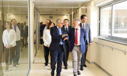 Imagen de Gobierno de Canarias y Cabildo inauguran el nuevo centro sociosanitario de La Gomera