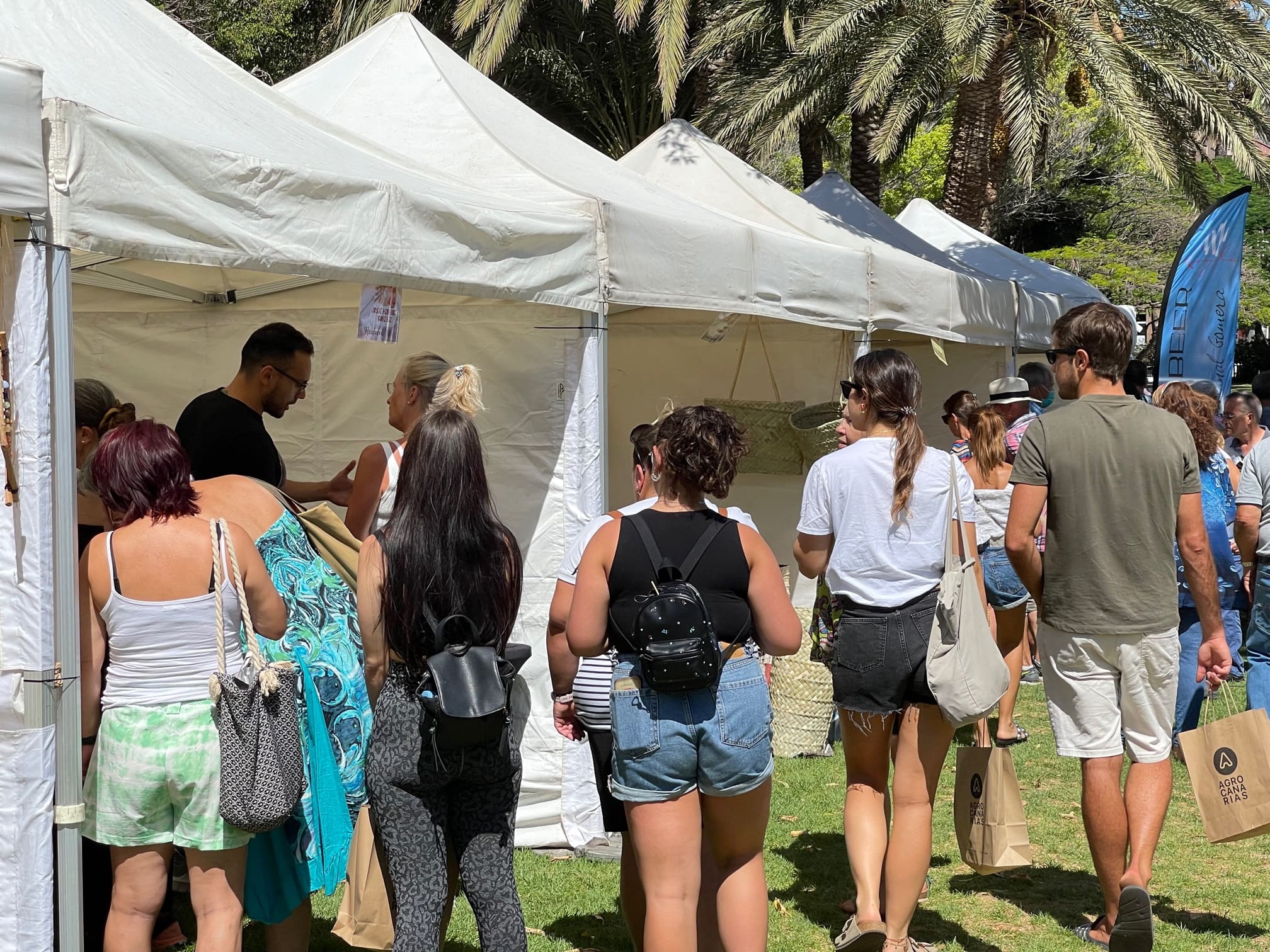 Imagen de La artesanía gomera reúne a centenares de visitantes en la muestra celebrada este sábado  