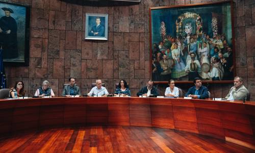 Imagen de El Cabildo aprueba la inversión de 2,5 millones de euros para cooperación con los ayuntamientos