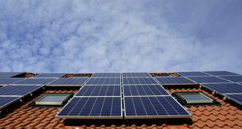 Imagen de El Cabildo afianza su apuesta por la instalación de energía fotovoltaica en edificios públicos insulares