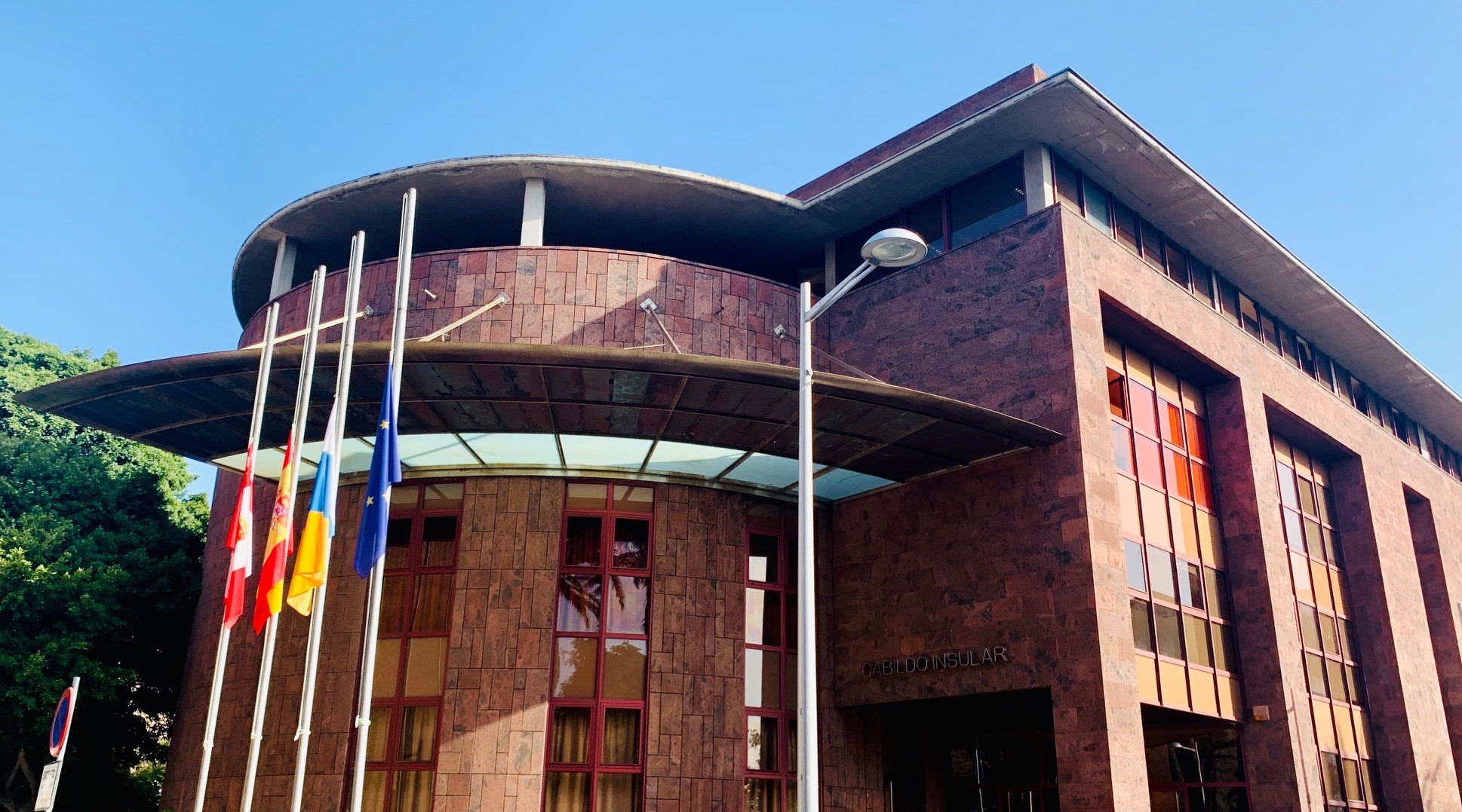 Imagen de El Cabildo mantiene abierto el plazo para solicitar las becas al estudio con una inversión de 1,5 millones de euros