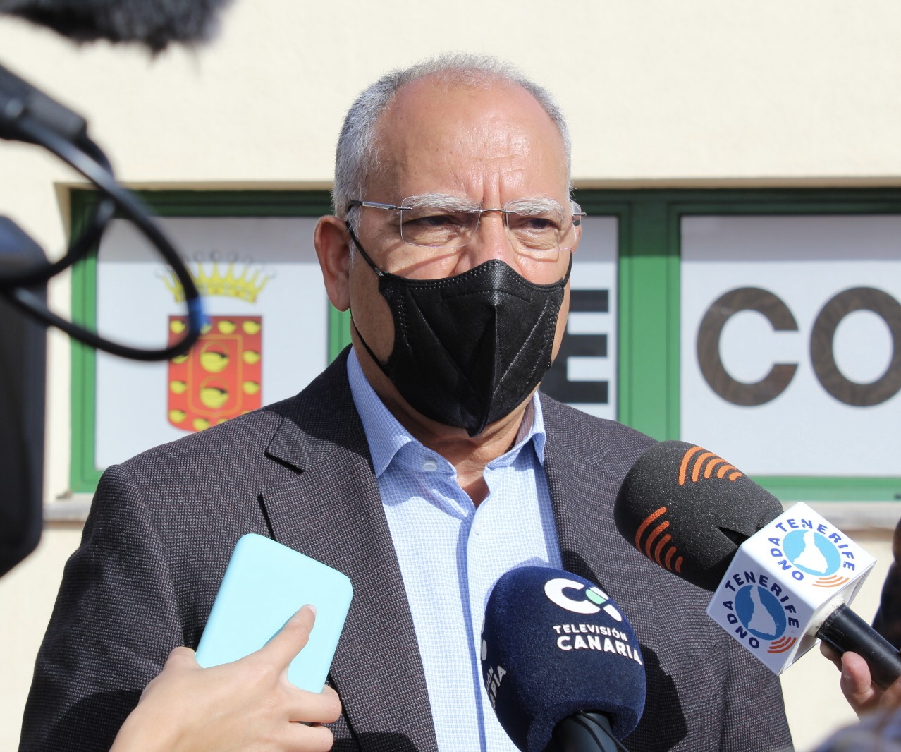 Imagen de Curbelo respalda la propuesta del Gobierno sobre la implantación del certificado para el acceso a interiores