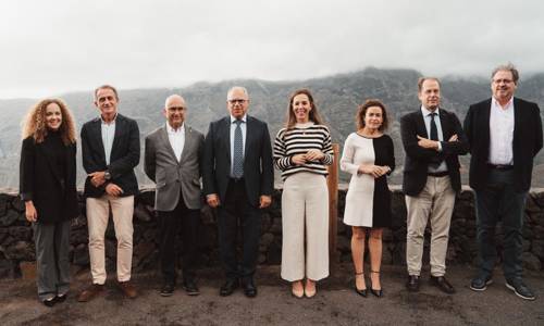 Imagen de Cabildo de La Gomera y Turismo analizan inversiones estratégicas vinculadas a la sostenibilidad turística
