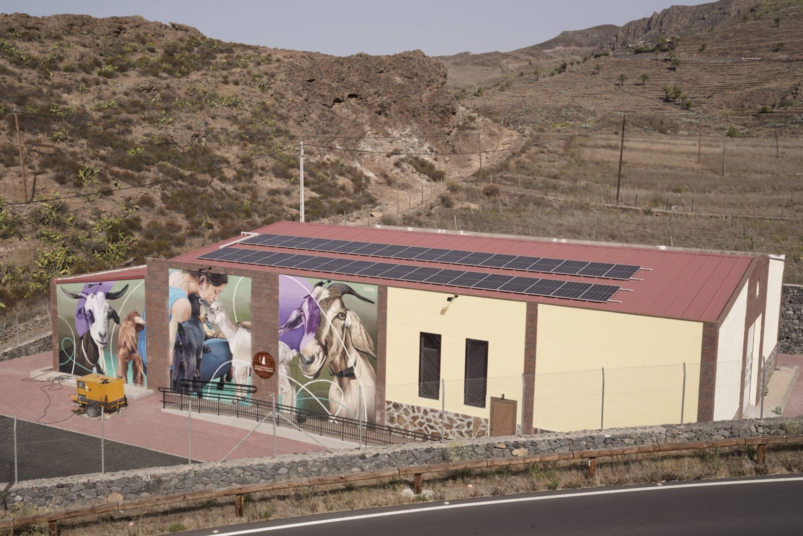 Imagen de El Cabildo impulsa la autosuficiencia energética en el Centro de Interpretación del Queso y el Pastoreo