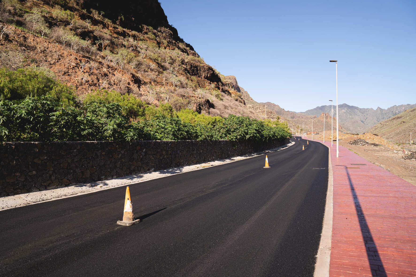 Imagen de El Cabildo informa de nuevas regulaciones del tráfico en la vía CV-1 por trabajos de pavimentación