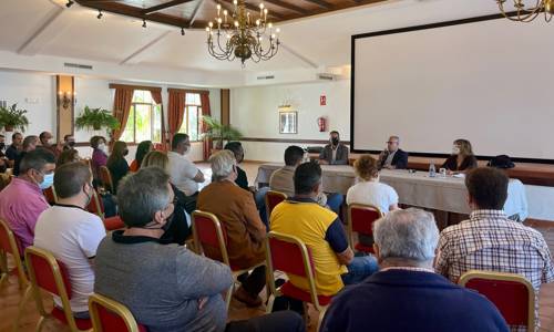 Imagen de El Cabildo destina más de 440 mil euros a la dinamización del tejido socioeconómico de la comarca de Playa de Santiago
