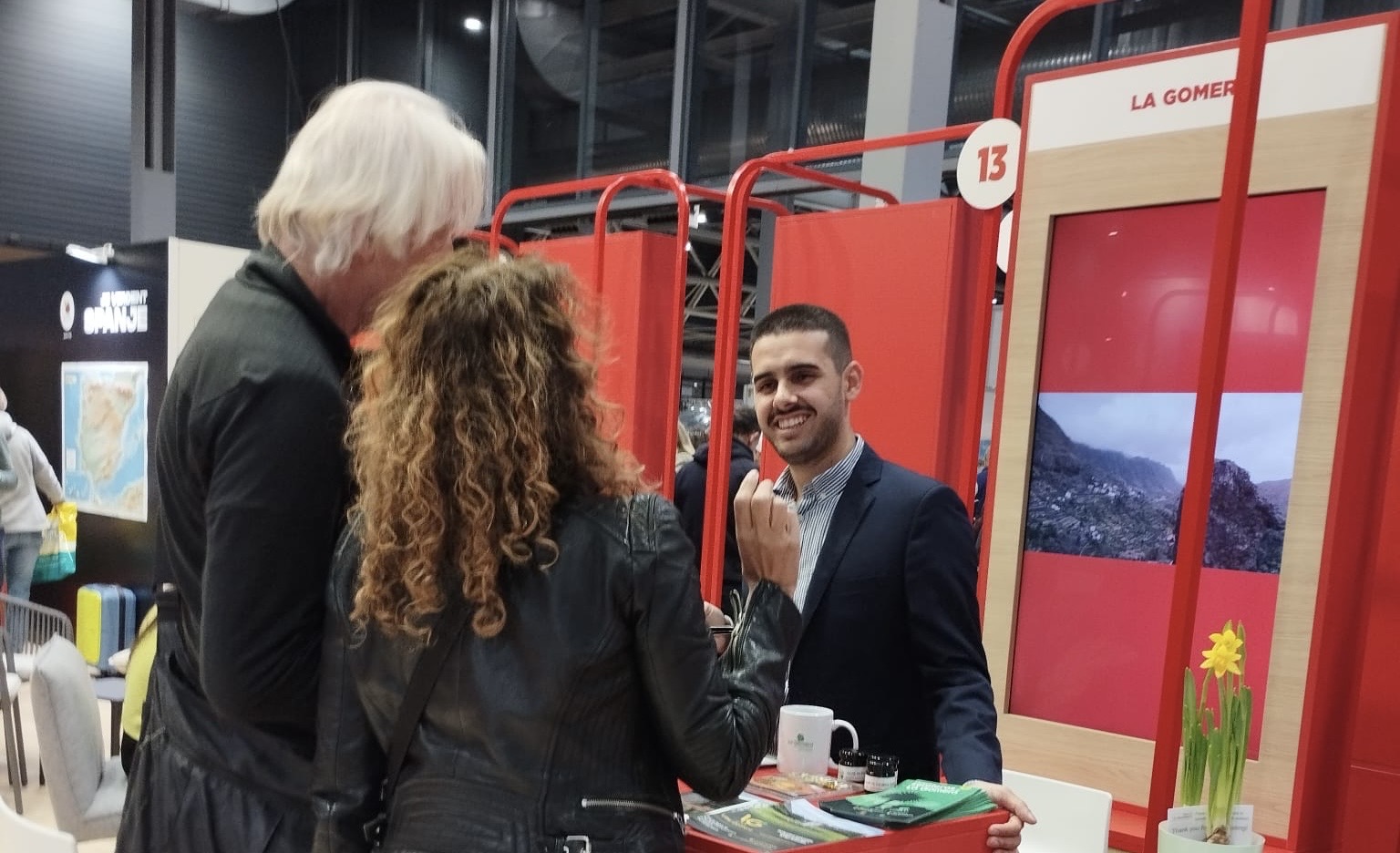 Imagen de Turismo de La Gomera refuerza su posicionamiento como destino de naturaleza y turismo activo en la feria Fiets en Wandelbeurs