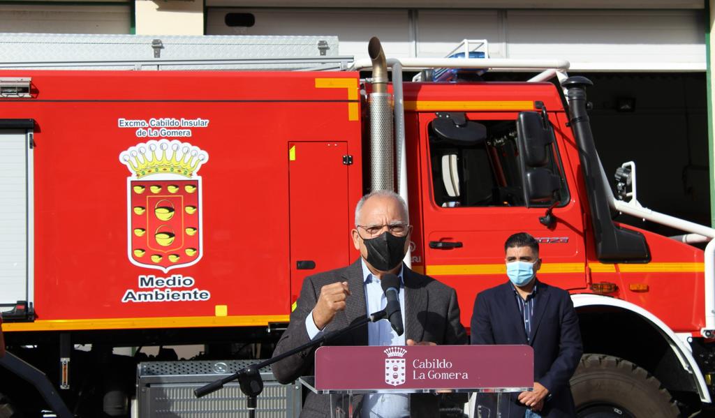 Imagen de La Gomera activa el operativo especial contra incendios con más de 200 efectivos