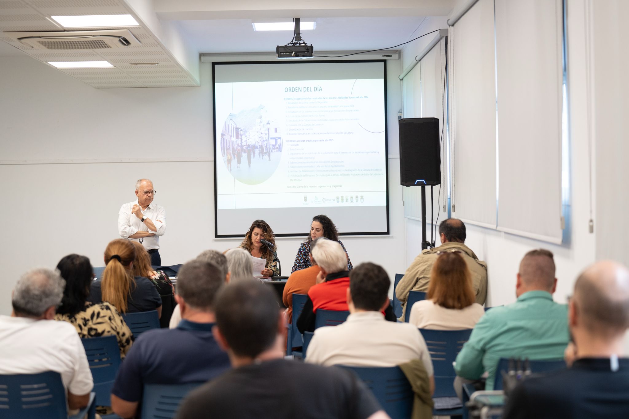 Imagen de El Cabildo concluye los encuentros con el sector empresarial y fija la hoja de ruta de dinamización para 2025