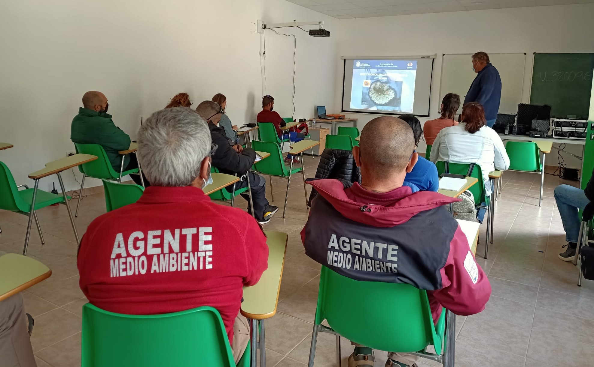 Imagen de La Unidad de Medio Ambiente del Cabildo forma a su personal en lenguaje de radiocomunicaciones