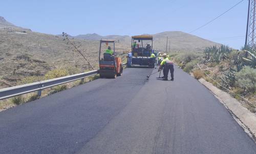 Imagen de El Cabildo inicia los trabajos de pavimentación del acceso a La Dama