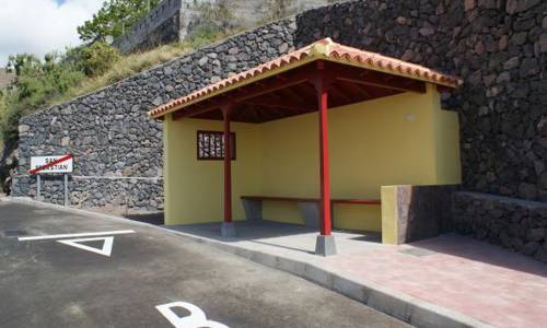 Imagen de El Cabildo aprueba la construcción de dos nuevas marquesinas en la isla