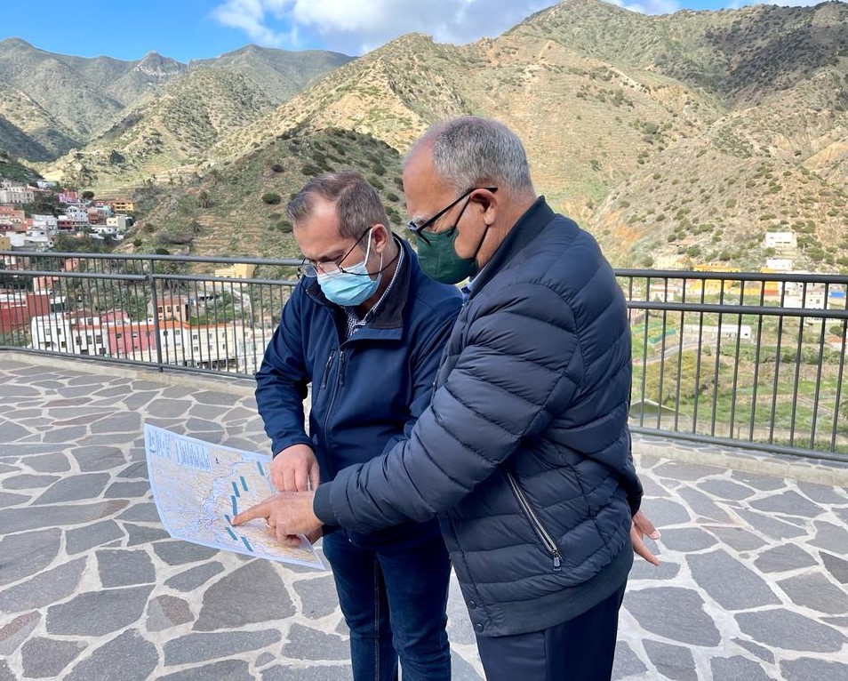 Imagen de Cabildo y Ayuntamiento fijan una inversión de 4,8 millones para encauzar el Barranco de Vallehermoso