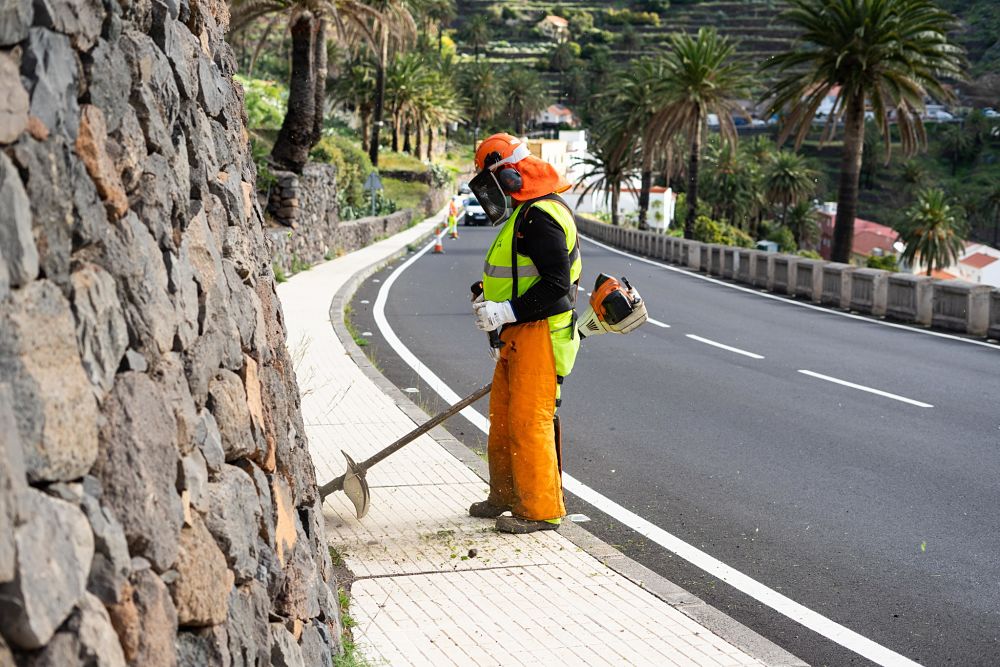 Imagen de El Cabildo destinará más de 3,5 millones de euros anuales al mantenimiento de carreteras 