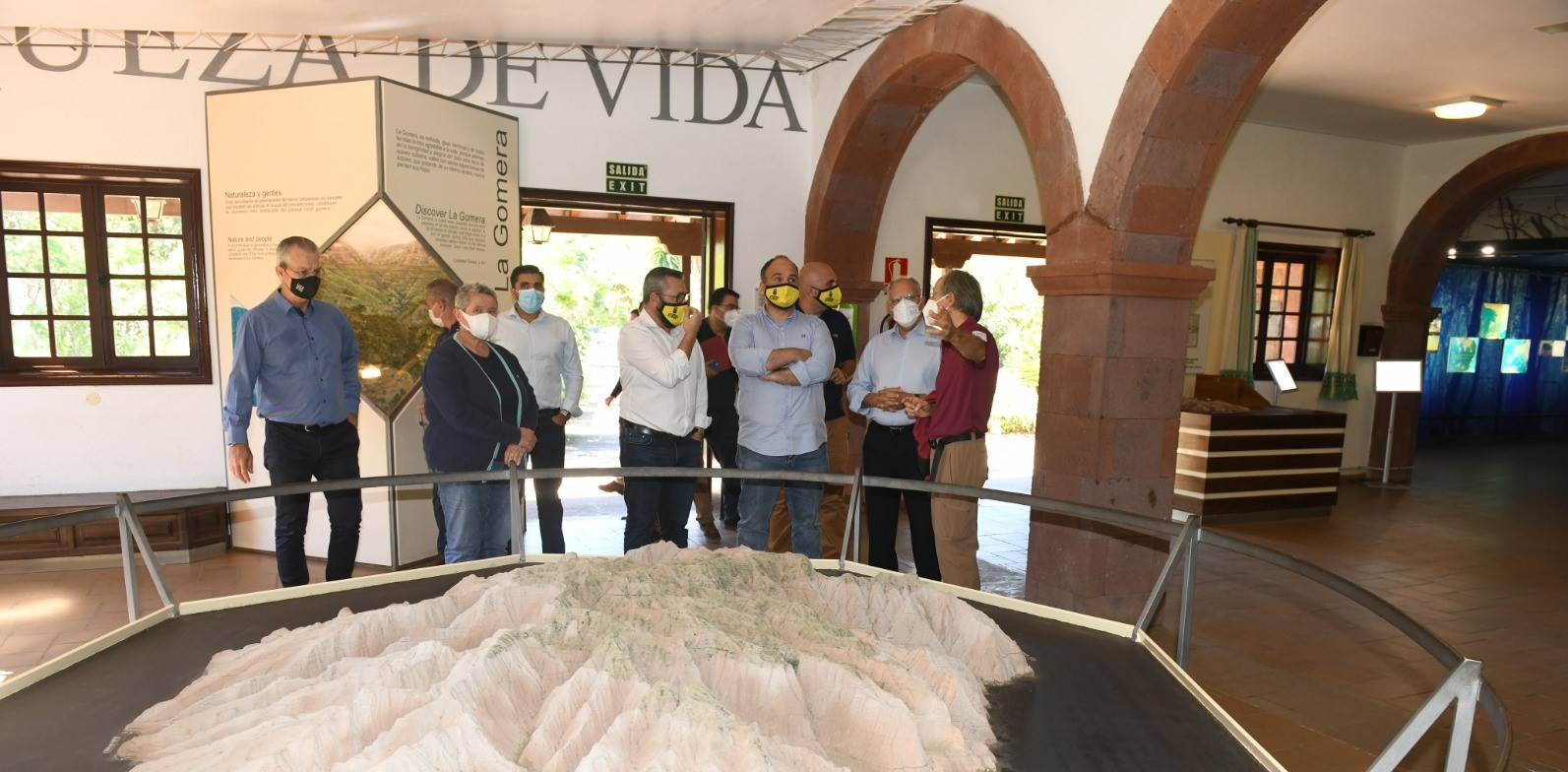 Imagen de Curbelo valora el inicio de las obras de mejora en el Centro de Visitantes de Juego de Bolas