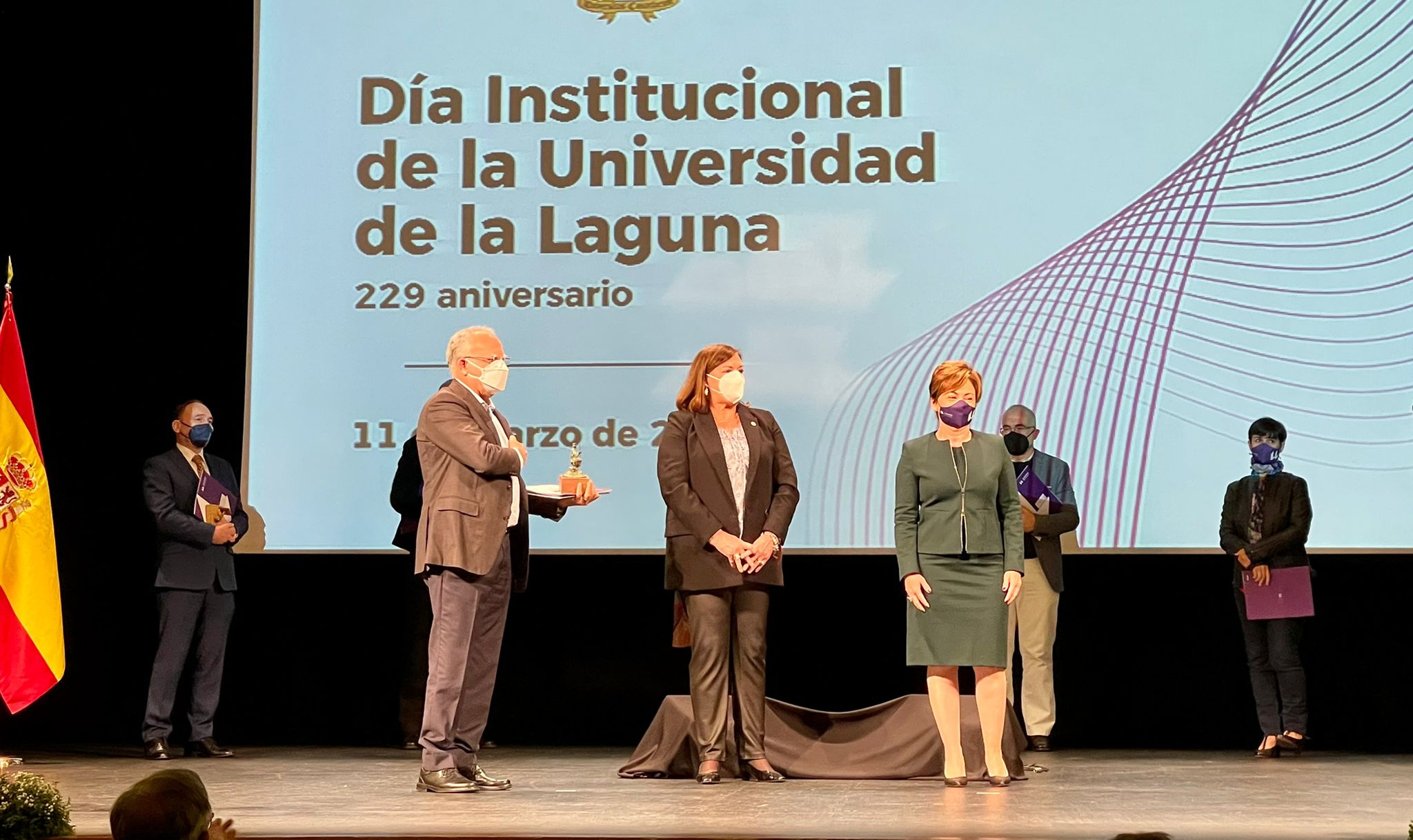 Imagen de La Universidad de La Laguna distingue al Cabildo de La Gomera por su compromiso con la educación