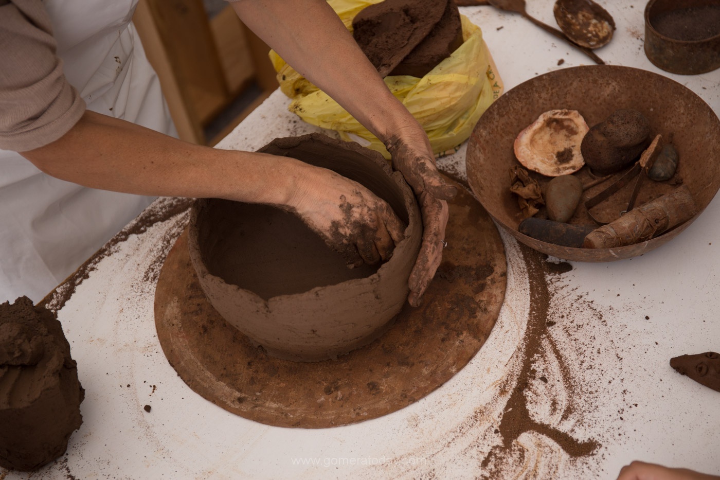 Imagen de El Cabildo apuesta por la vinculación de la artesanía y el patrimonio en un nuevo proyecto de divulgación 