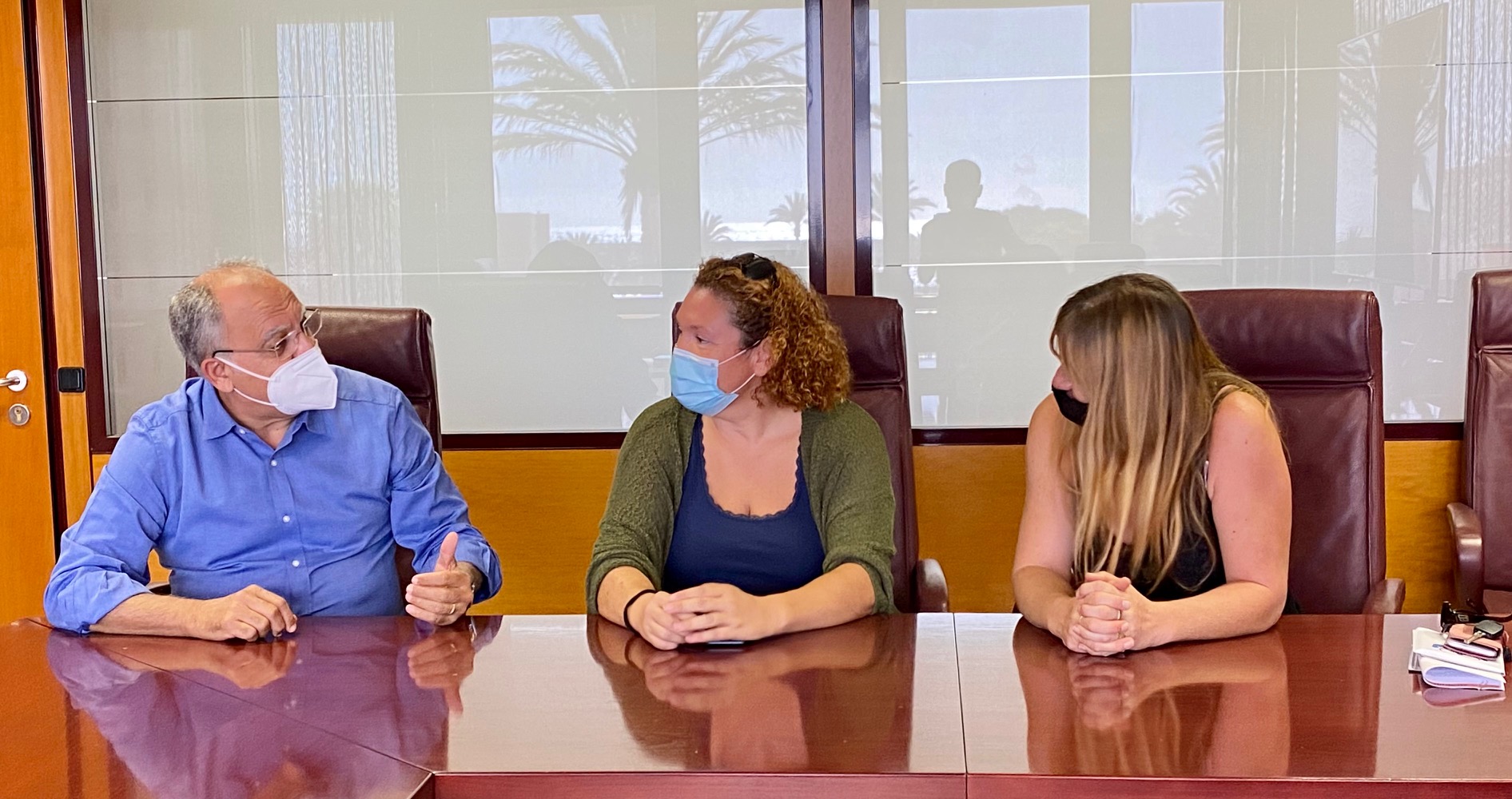 Imagen de El Cabildo refuerza la cooperación económica con ProAnimal Gomera para dar cobertura a proyectos 