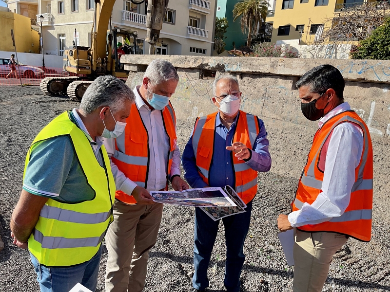 Imagen de Comienzan las obras de remodelación del acceso al Puerto de Vueltas, en Valle Gran Rey 