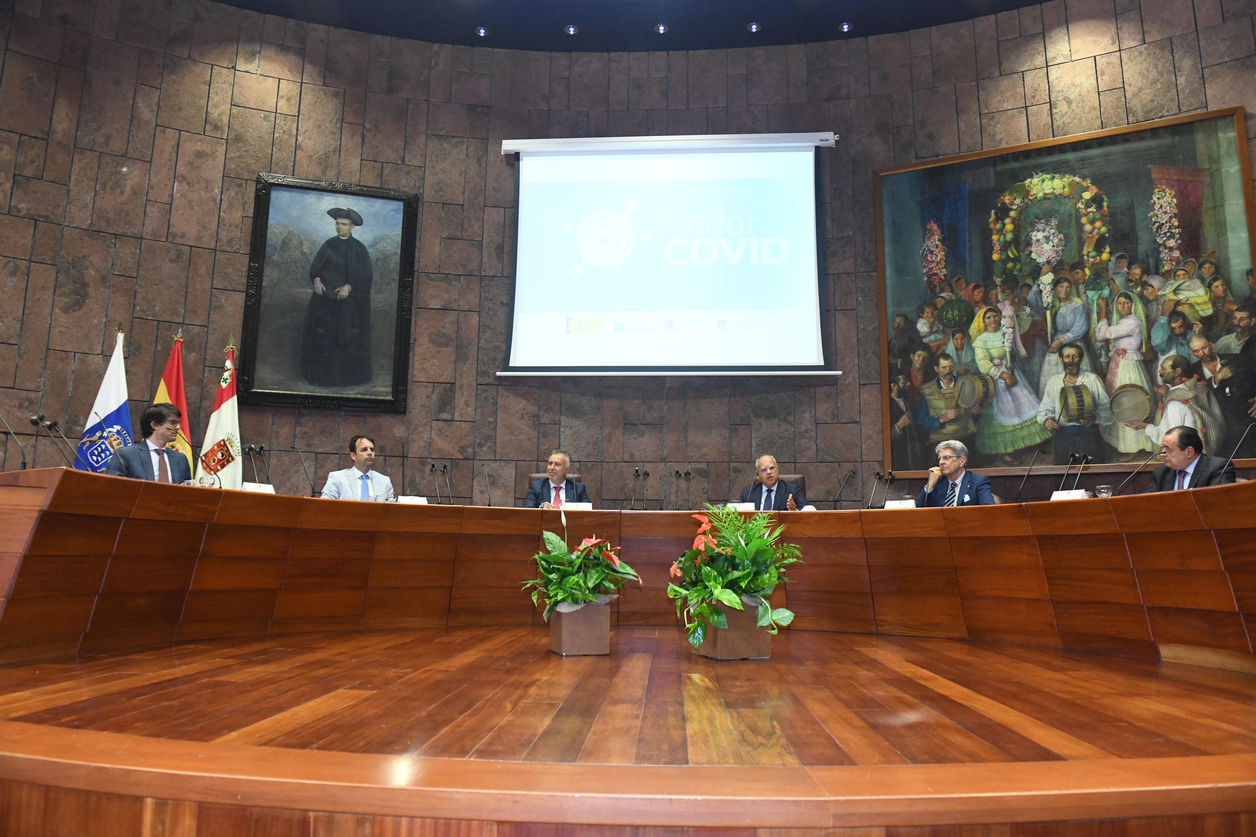 Imagen de El Cabildo acoge la presentación del proyecto piloto de la app Radar Covid