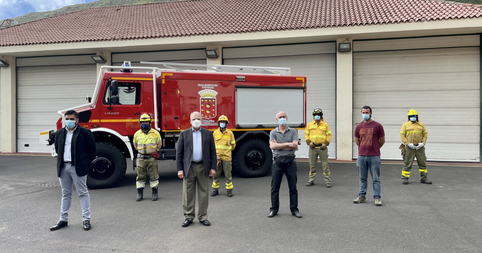 Imagen de El Cabildo incorpora un nuevo vehículo autobomba para la lucha contra incendios