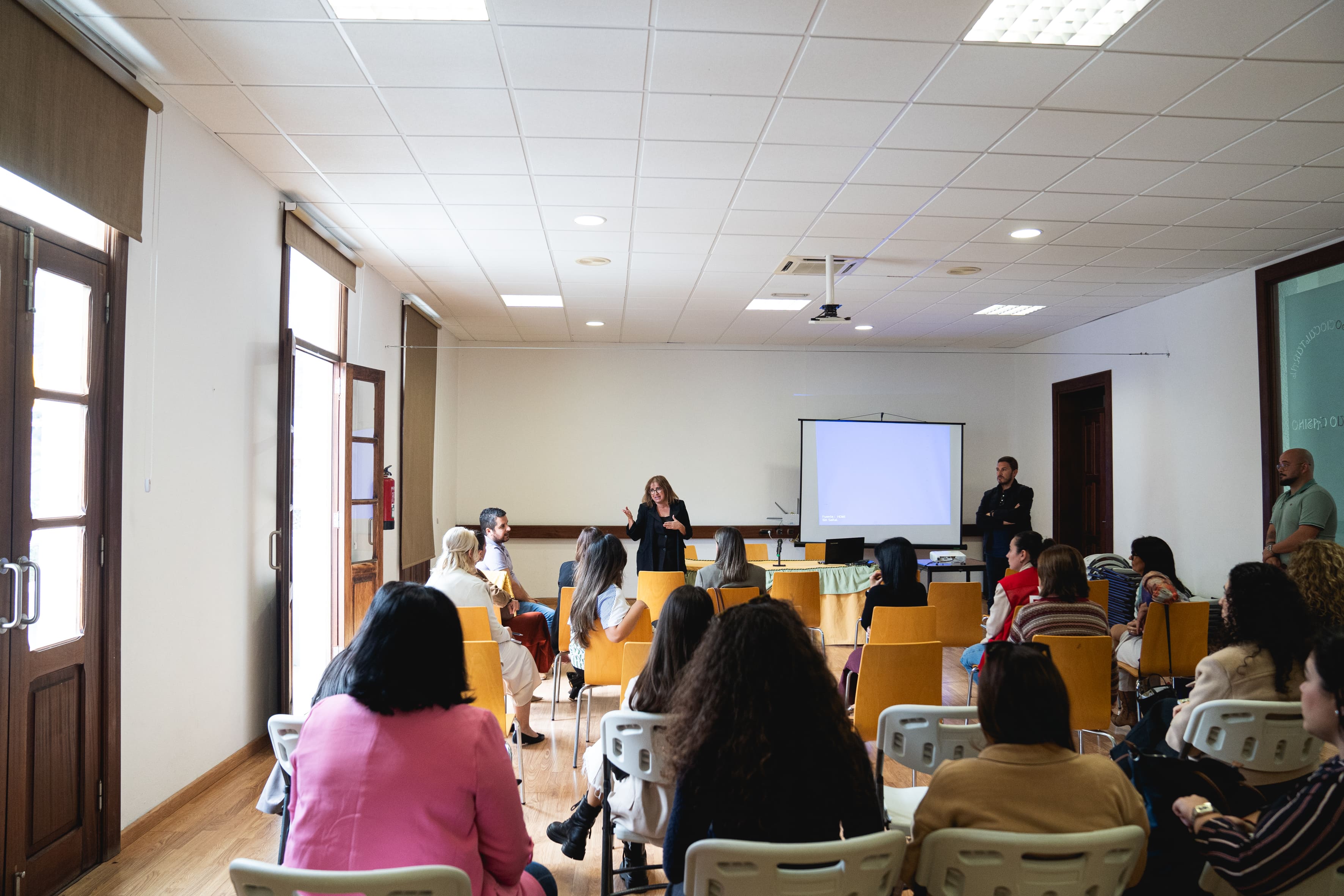 Imagen de El Cabildo intensifica acciones para la prevención de adicciones y drogodependencias 
