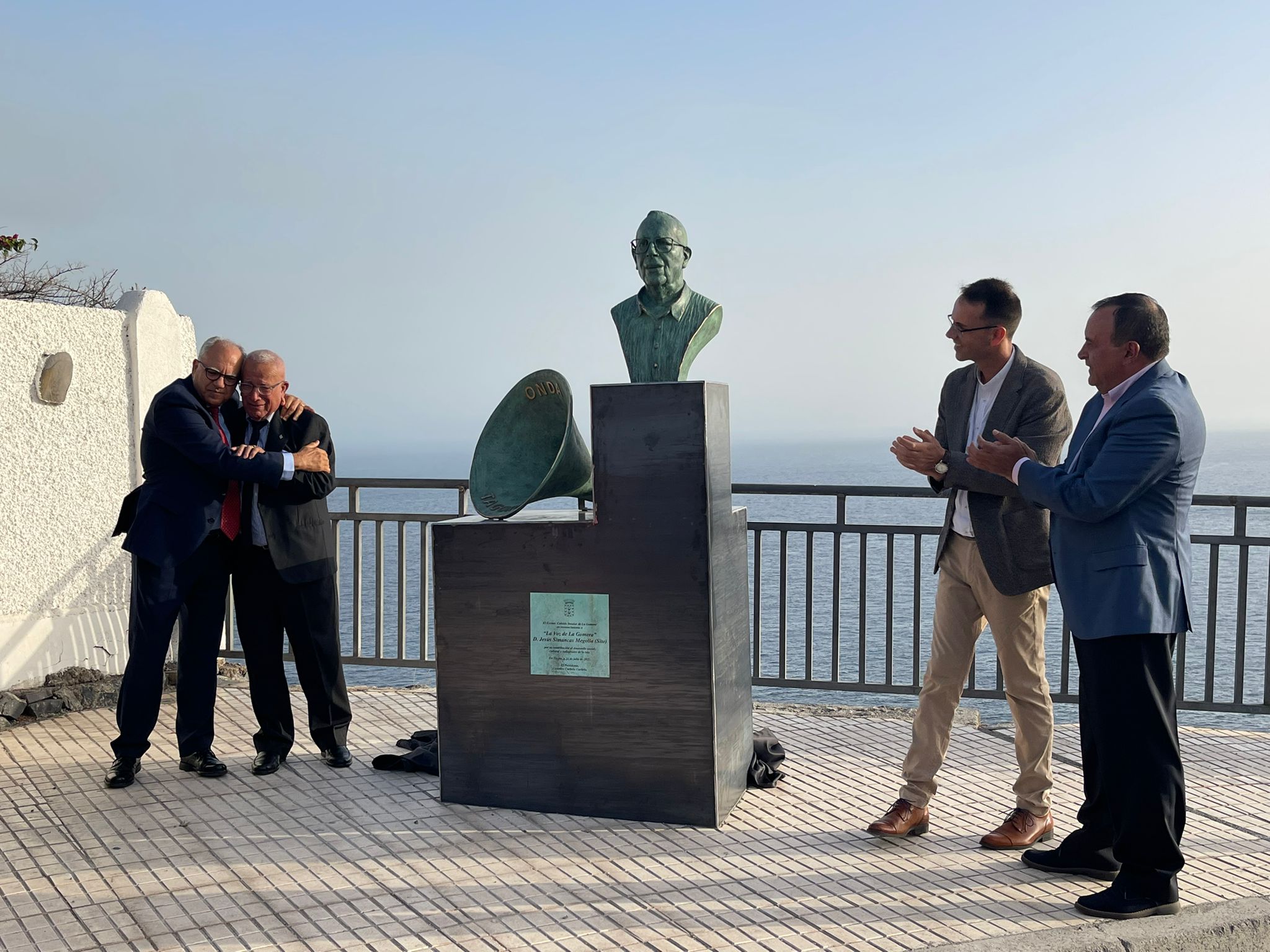 Imagen de La Gomera reconoce la contribución social y radiofónica de Sito Simancas 