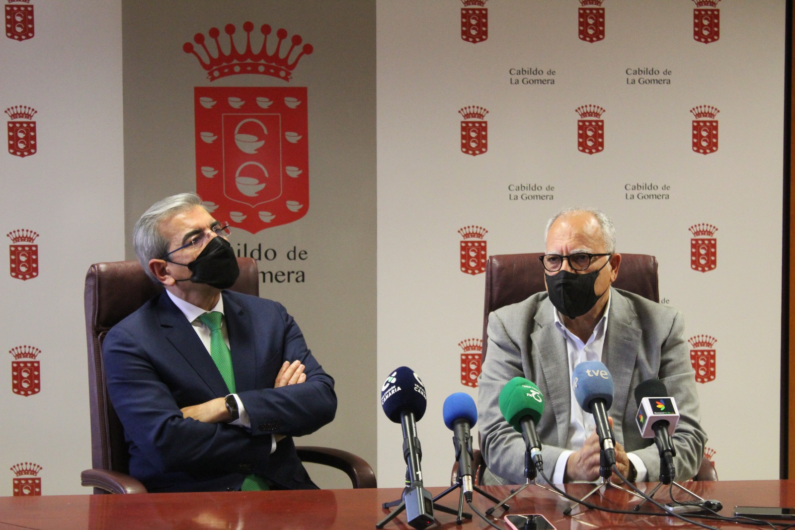 Imagen de Rodríguez y Curbelo destacan el fortalecimiento de la inversión pública para actuaciones en La Gomera 