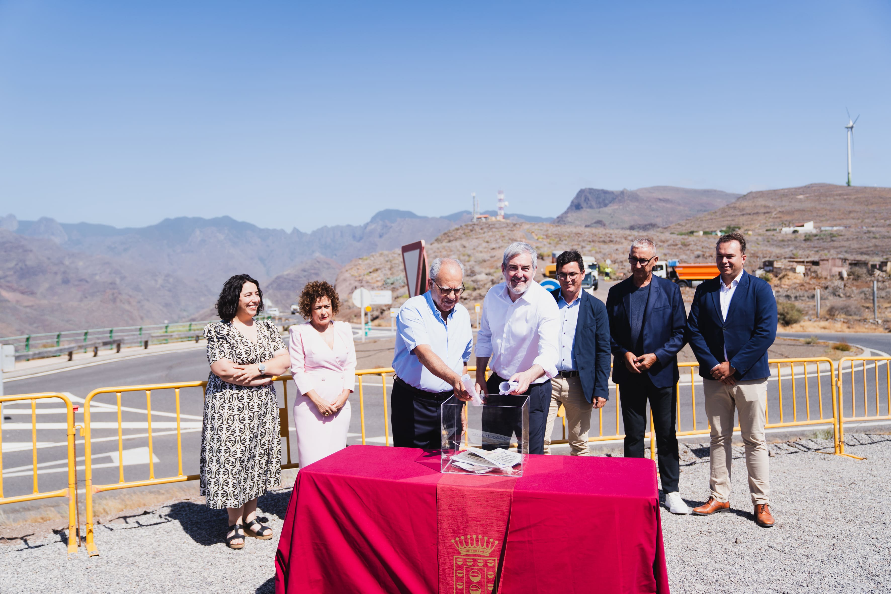 Imagen de El Gobierno de Canarias y Cabildo inician las obras de la segunda fase de la Circunvalación de San Sebastián de La Gomera con una inversión de 15,7 millones de euros