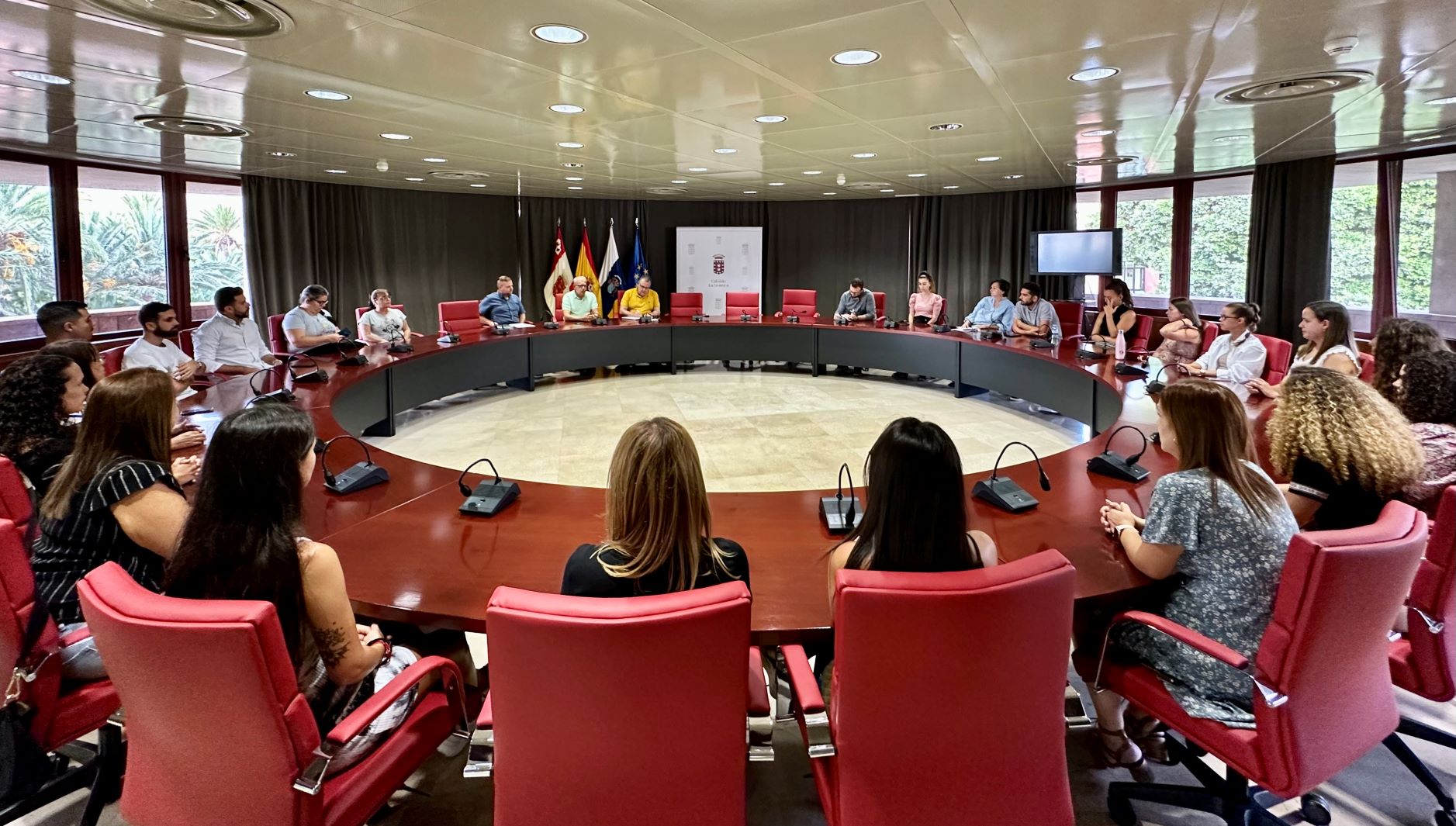 Imagen de  Una treintena de jóvenes culminan su participación en el programa de nuevas oportunidades de empleo del Cabildo